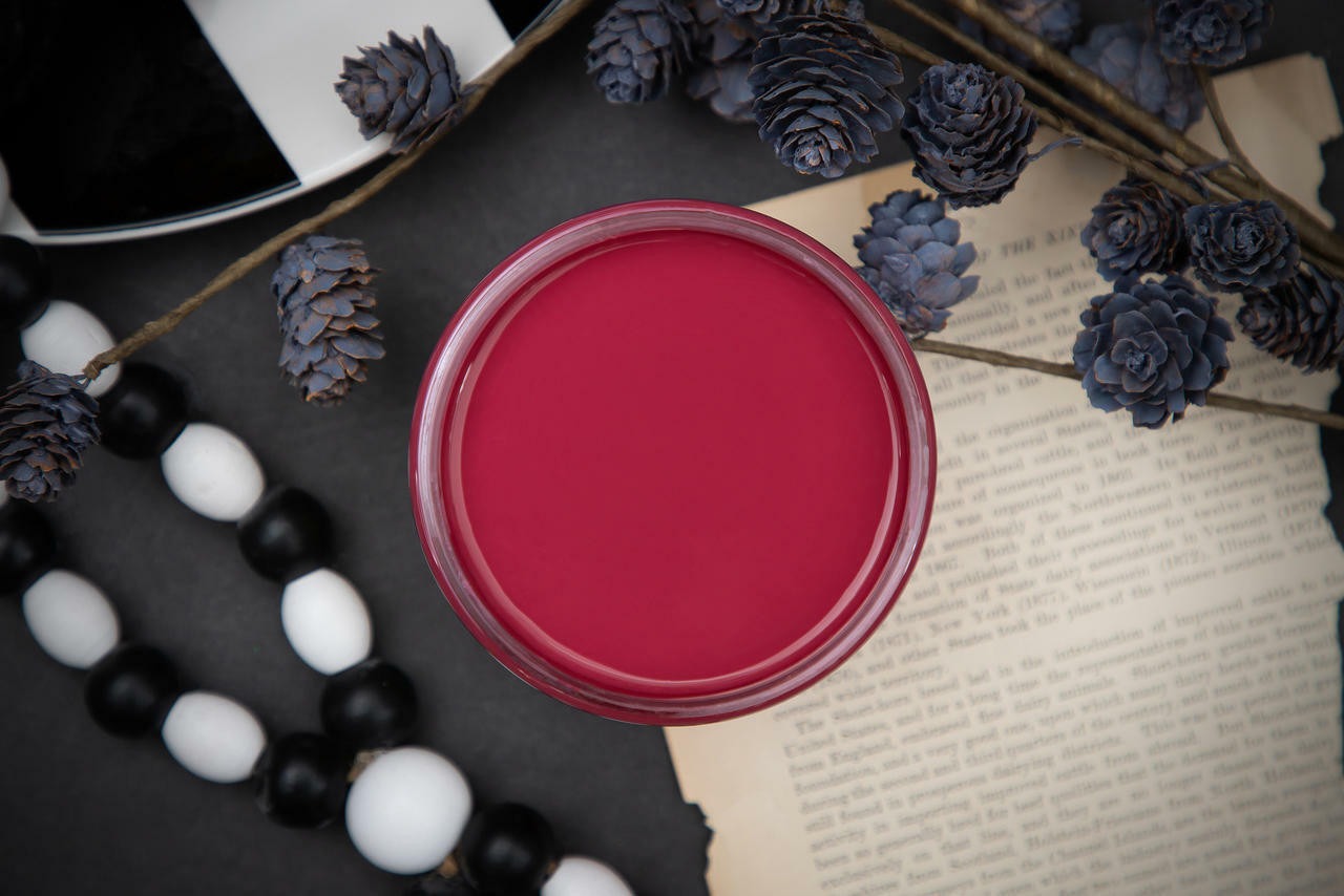 PLUM CRAZY - Dixie Belle Chalk Mineral Paint
