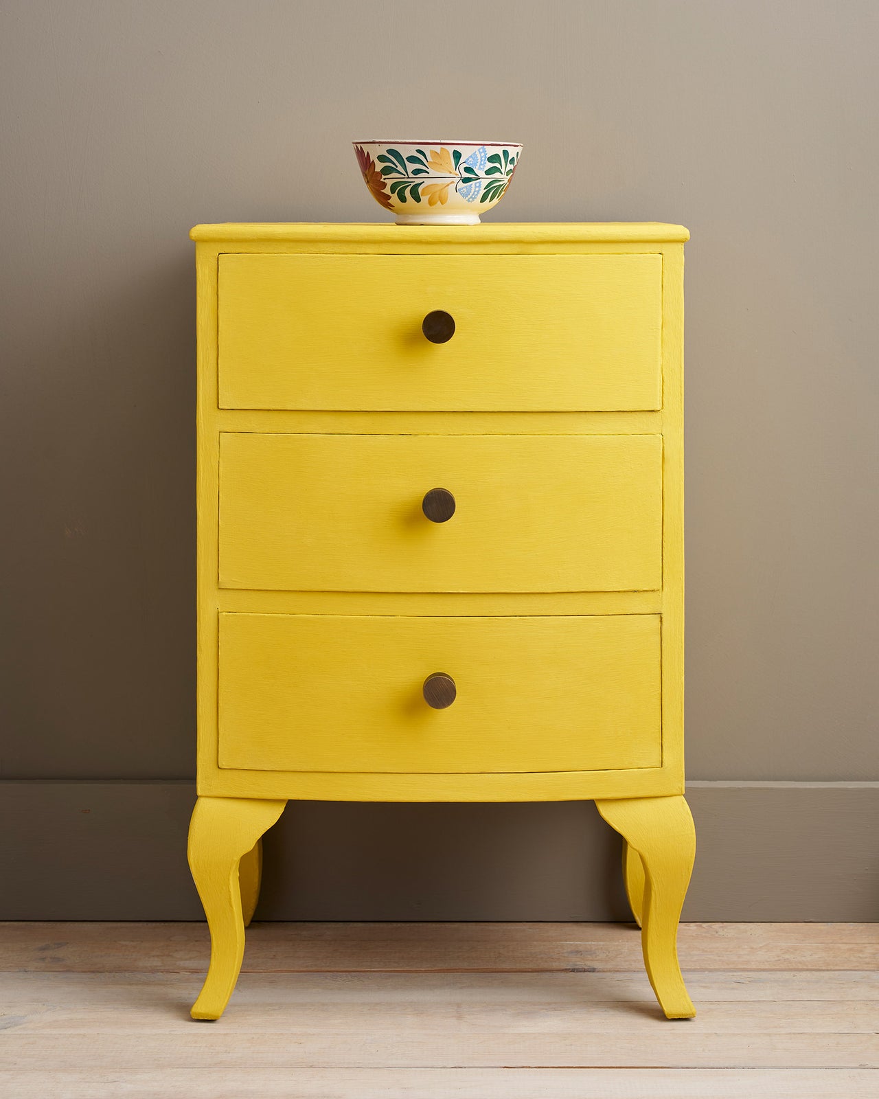 English Yellow | Annie Sloan Chalk Paint®
