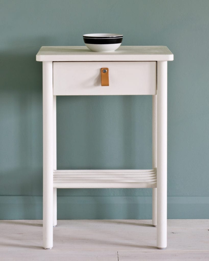 Old White | Annie Sloan Chalk Paint®
