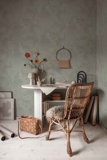 Evelina Sage Green