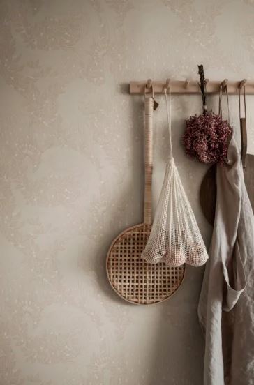 Evelina Blush